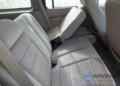 1999 Ford Explorer Eddie Bauer/Limited/Xlt from USA, damaged, VIN 1FMZU34E1XZB52681